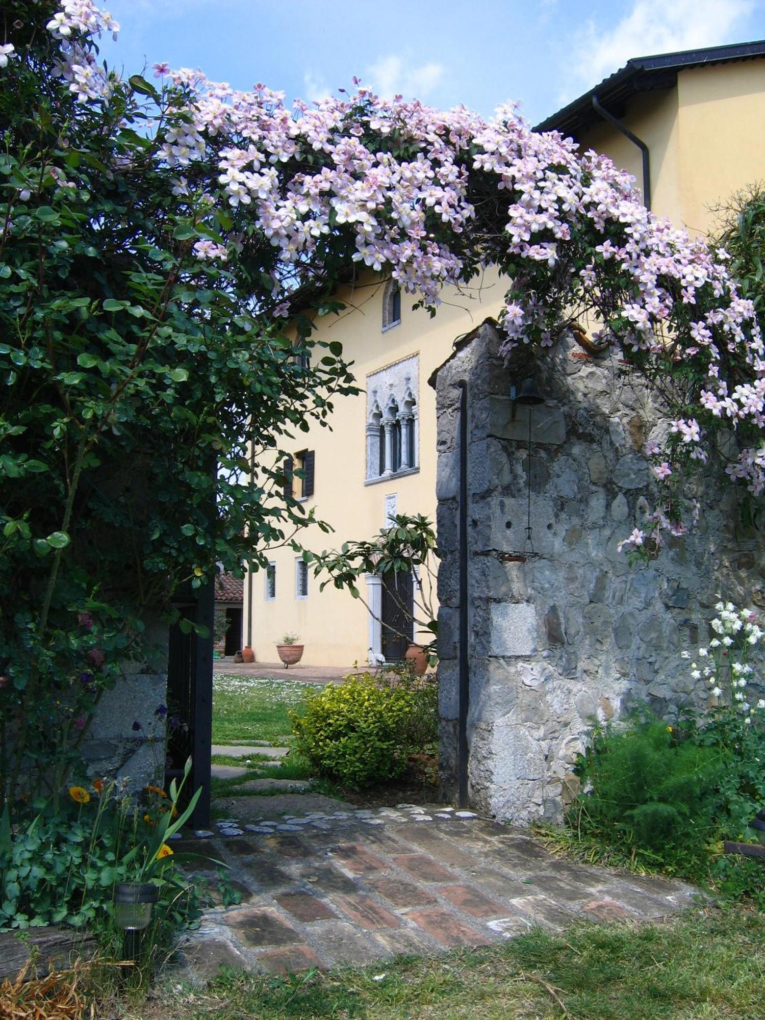 Agriturismo Domus Magna Povoletto Exterior photo