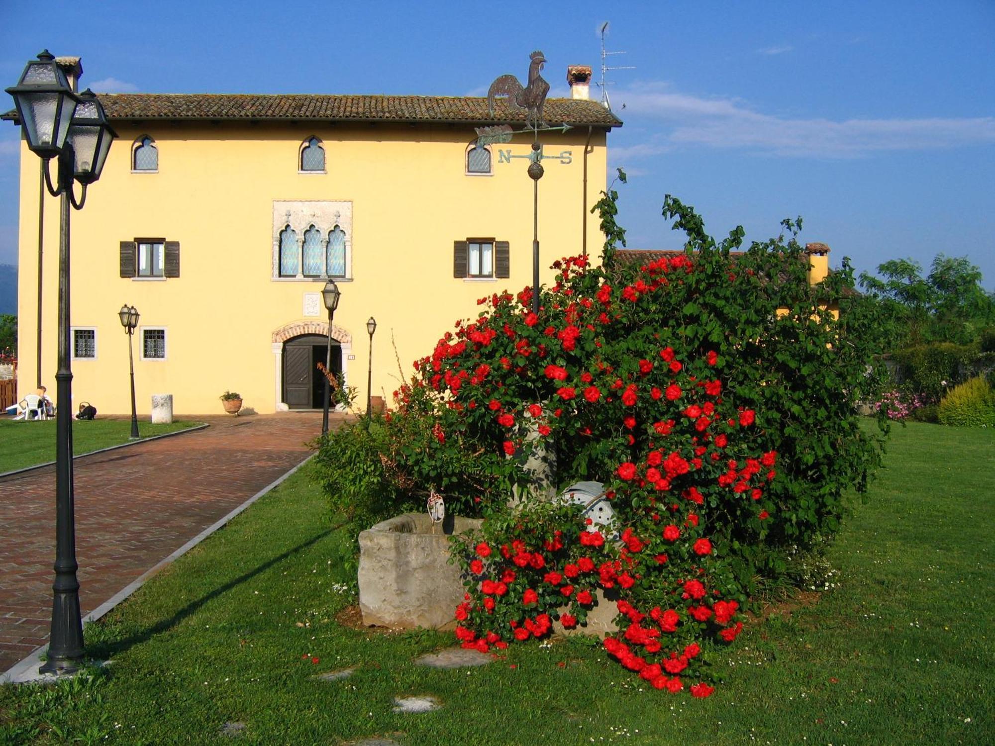 Agriturismo Domus Magna Povoletto Exterior photo